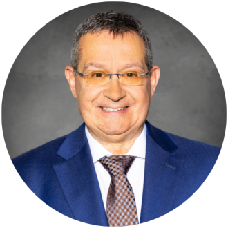 Dr. Santiago A Candocia Chicago Concierge Internal Medicine Concierge Physician at Dedication Health Chicago Internist
