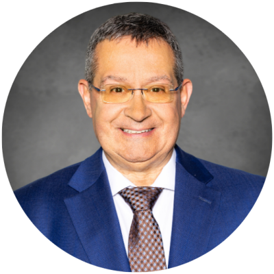 Dr. Santiago A Candocia Chicago Concierge Internal Medicine Concierge Physician at Dedication Health Chicago Internist